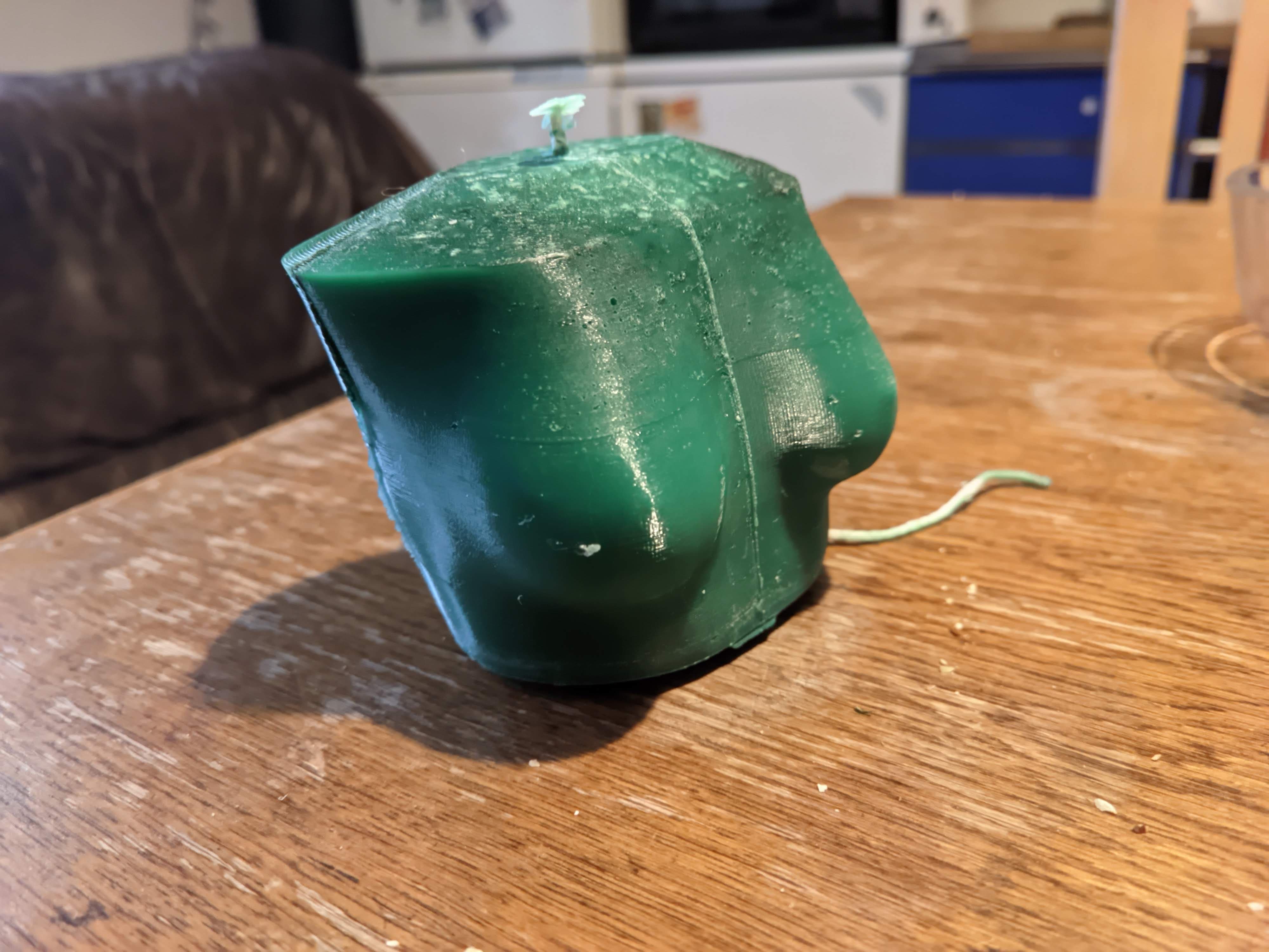 A candle made of a 3D scan, found on <https://hiddenbeauty.ch/>